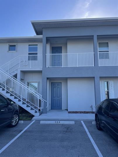 319 Nicholas Parkway West 102 - 102